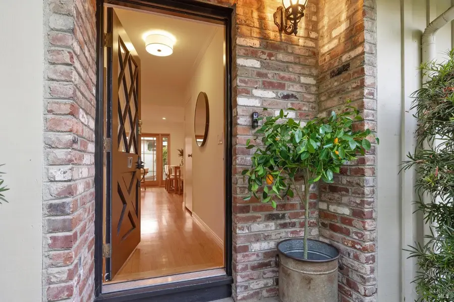 47 Redwood Avenue #17, Corte Madera, CA 94925 - Image #3