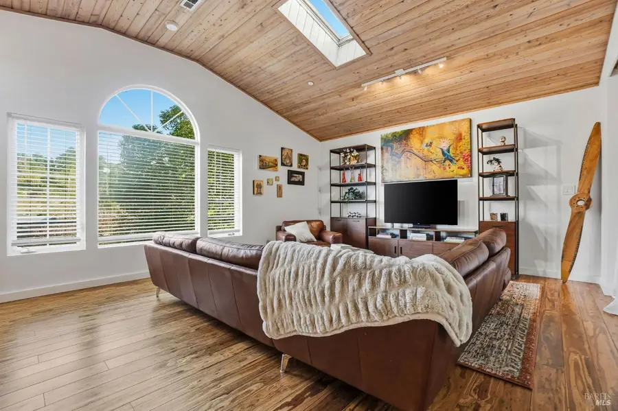 221 D Street, San Rafael, CA 94901 - Image #3