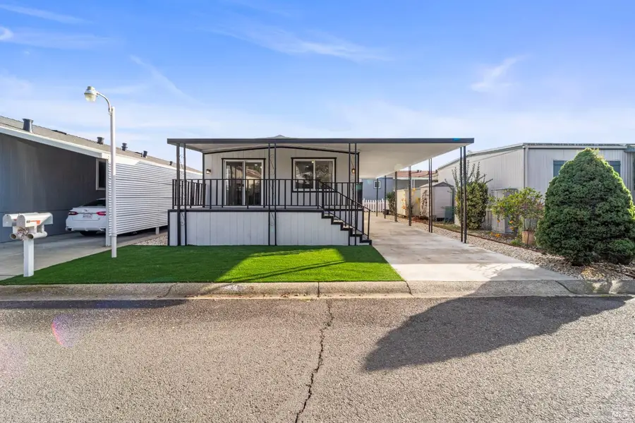 84 Hacienda Drive, Napa, CA 94558 - Image #3