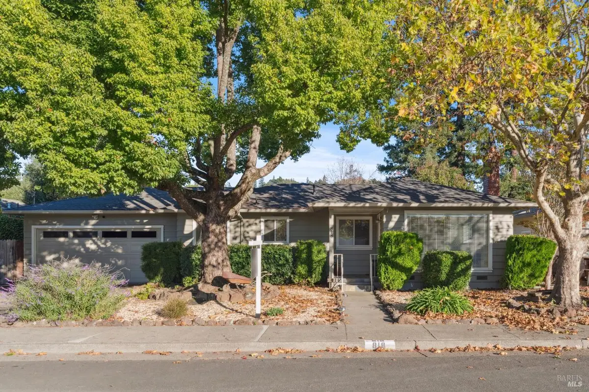 818 Josephine Lane, Healdsburg, CA 95448 - Image #1