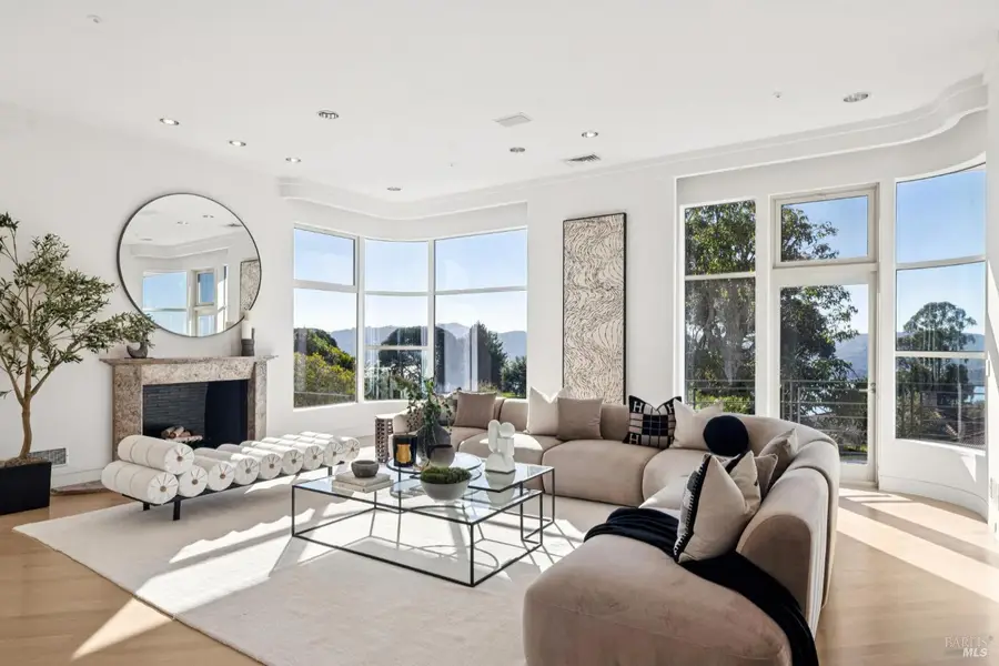 147 Gilmartin Drive, Tiburon, CA 94920 - Image #3