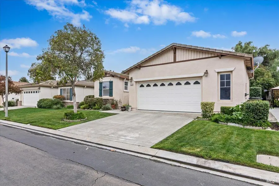 328 Colonial Way, Rio Vista, CA 94571 - Image #2
