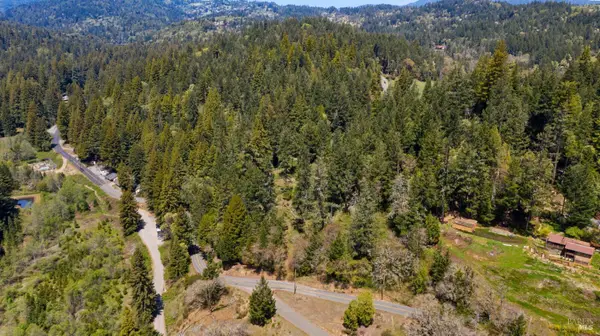24680 Brooktrails Drive, Willits, CA 95490