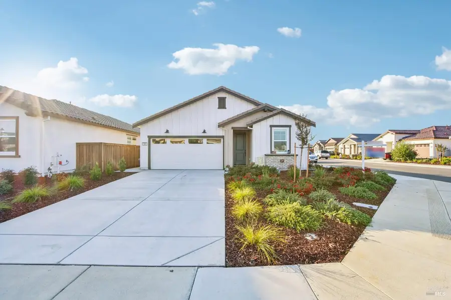 300 White Owl Street, Dixon, CA 95620 - Image #3