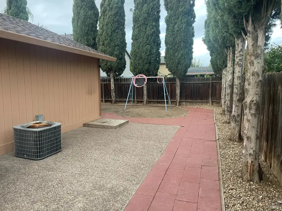 107 Pasco Drive, Brentwood, CA 94513 - Image #2