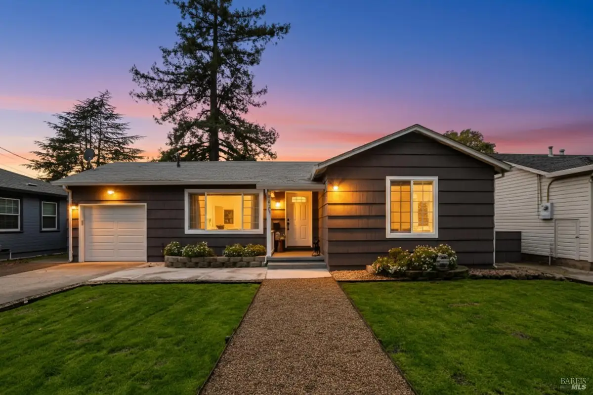 2561 Pacific Street, Napa, CA 94558 - Image #1