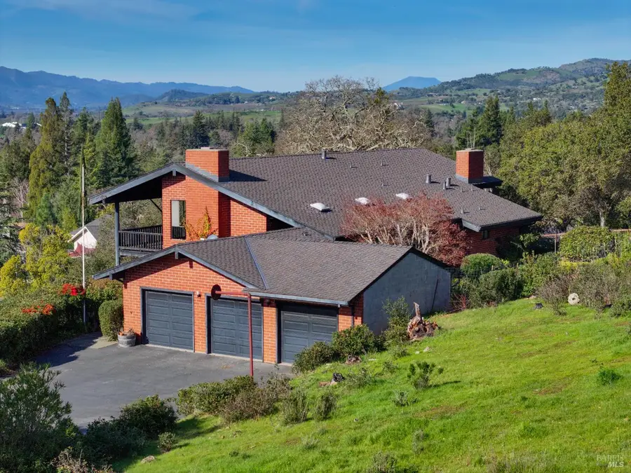 23 Saint Michael Circle, Napa, CA 94558 - Image #3
