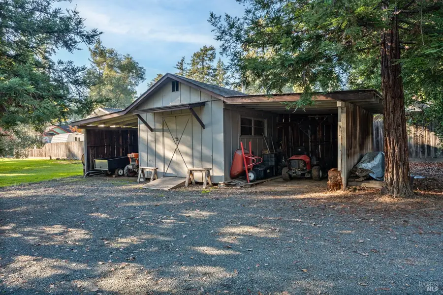 1720 Hickory Court, Ukiah, CA 95482 - Image #2