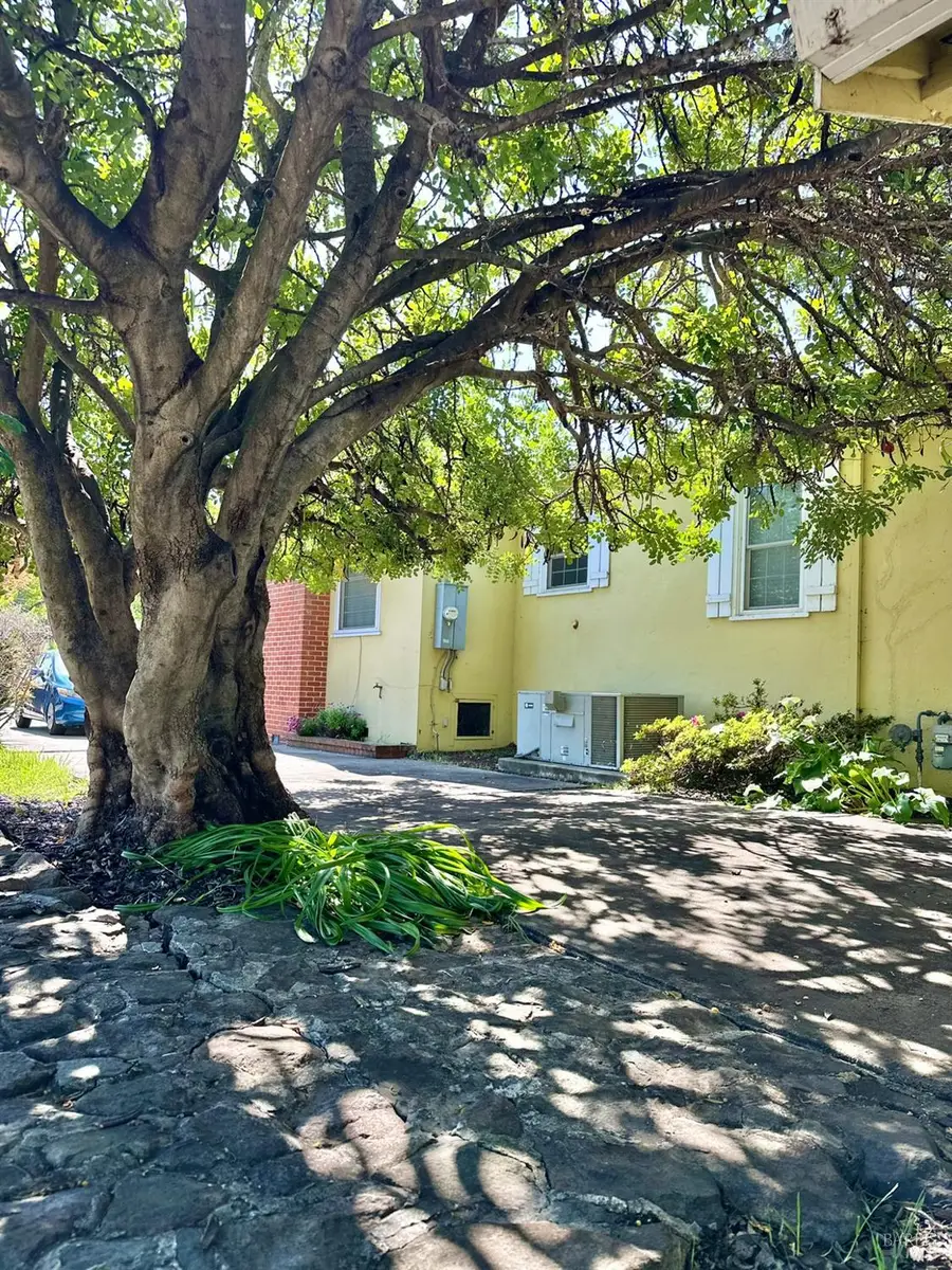 639 E 5th Street, Benicia, CA 94510 - Image #3