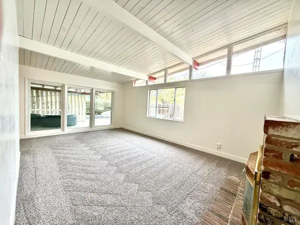 240 S 7th Street, Dixon, CA 95620