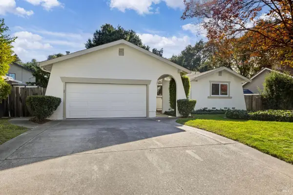729 Brookside Drive, Vacaville, CA 95688