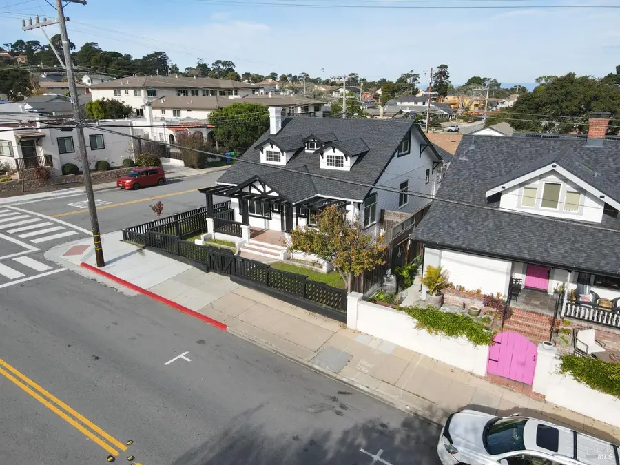 898 W Franklin Street, Monterey, CA 93940 - Image #2
