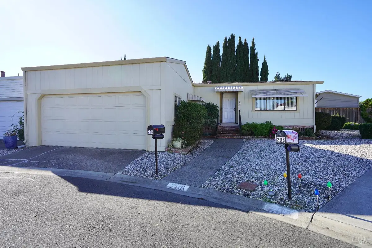 206 Shirley Court, Napa, CA 94558 - Image #1