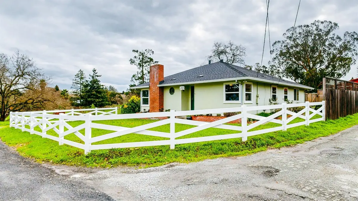 599 Cleveland Avenue, Petaluma, CA 94952 - Image #1