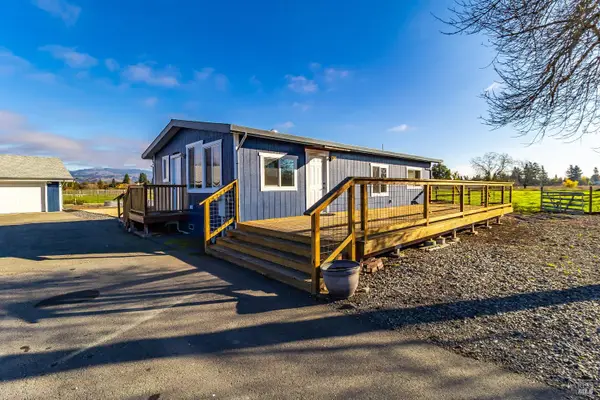 376 Horn Avenue, Santa Rosa, CA 95407