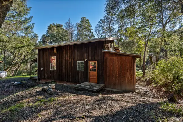 20001 Woodman Creek Road, Laytonville, CA 95454