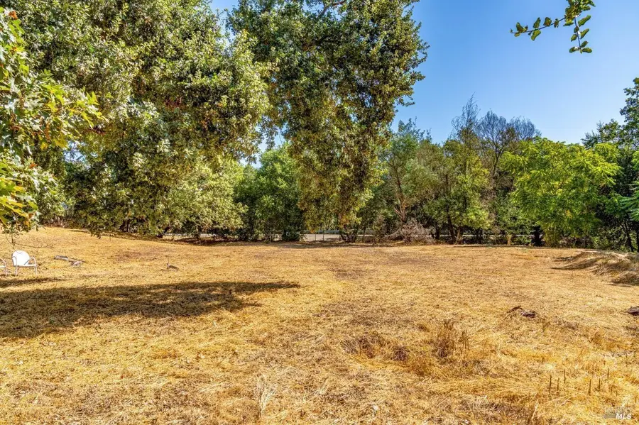 1055 Heaven Hill Road, Sonoma, CA 95476 - Image #2