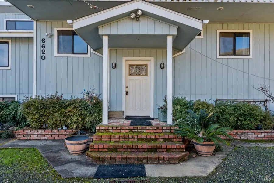 6620 Robinson Creek Road, Ukiah, CA 95482 - Image #3