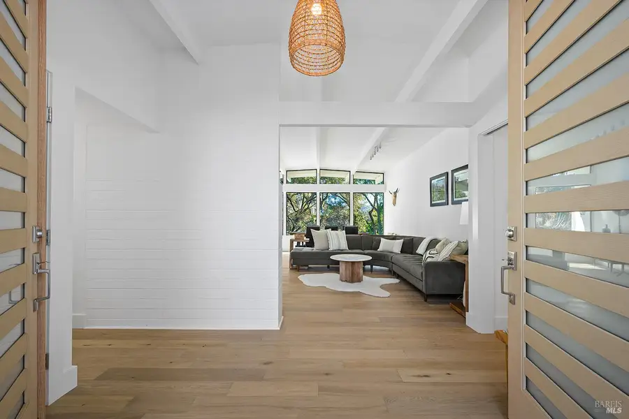 716 University Street, Healdsburg, CA 95448 - Image #2