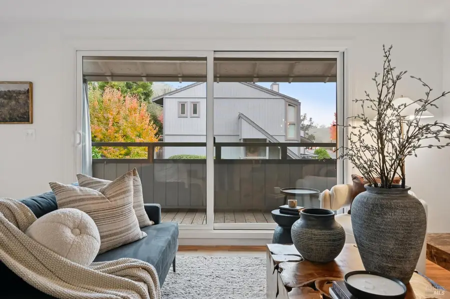 405 Sylvia Way, San Rafael, CA 94903 - Image #3