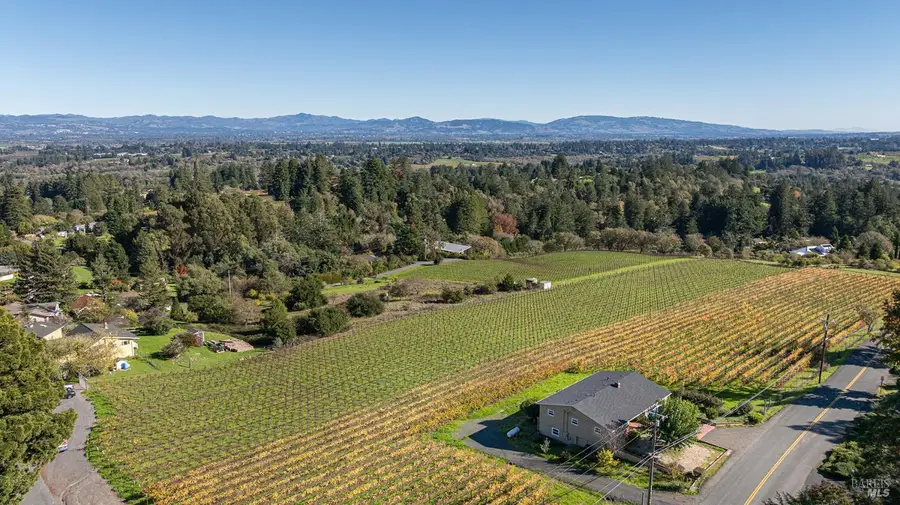 1365 Grandview Road, Sebastopol, CA 95472 - Image #2