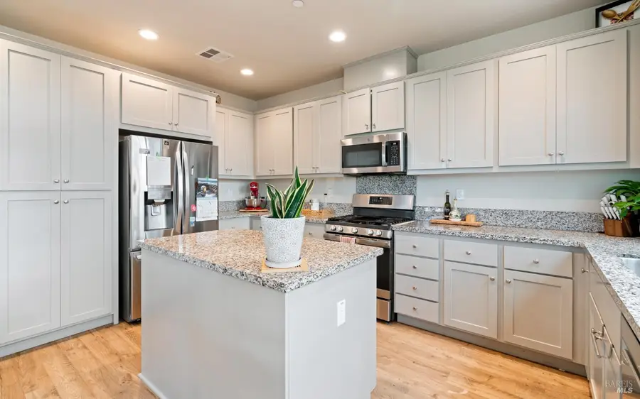 1461 Cecilia Drive, Santa Rosa, CA 95401 - Image #3