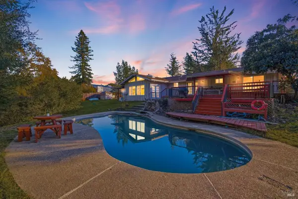 6404 Guerneville Road, Sebastopol, CA 95472