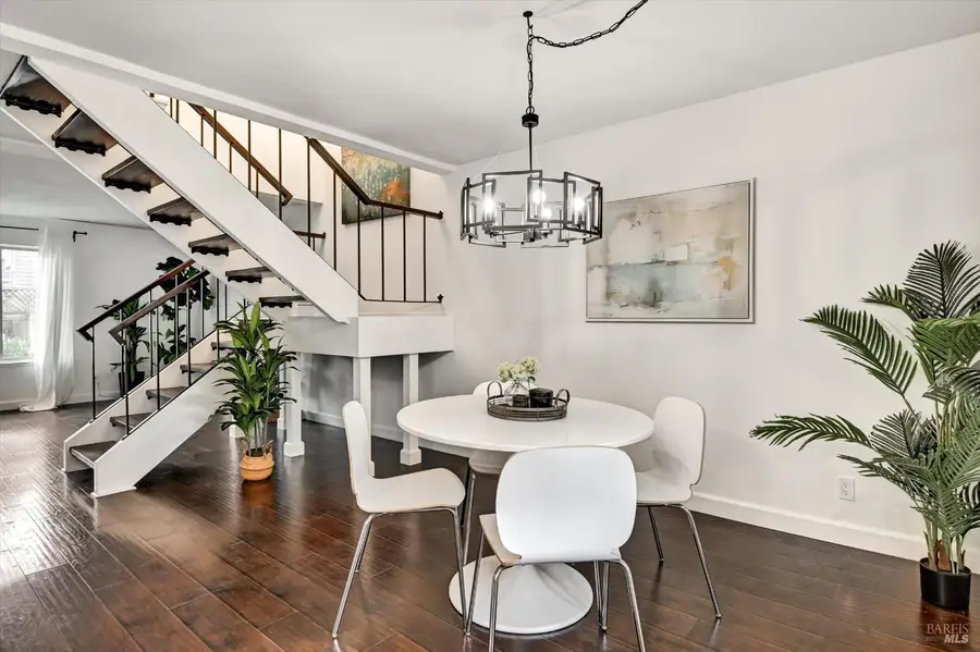 106 Albion Court, Novato, CA 94947 - Image #3