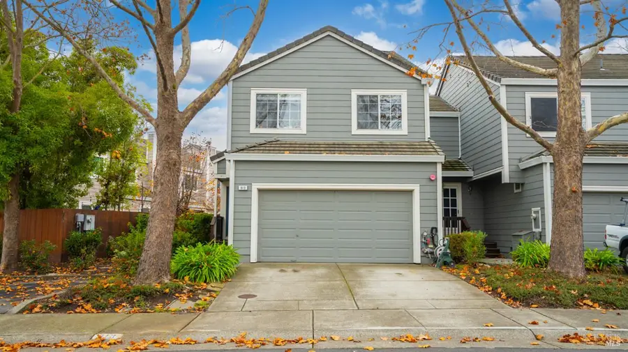 813 Chardonnay Circle, Petaluma, CA 94954 - Image #2