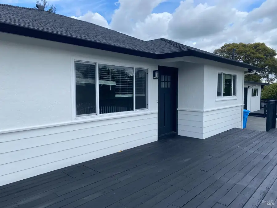 477 Orchard Lane, Penngrove, CA 94951 - Image #3