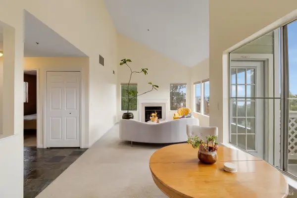 735 Buchanan Street #221, Benicia, CA 94510