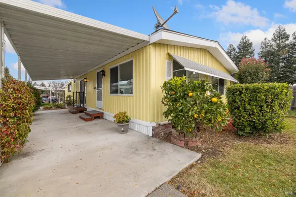 58 Circulo Puerto Court, Rohnert Park, CA 94928