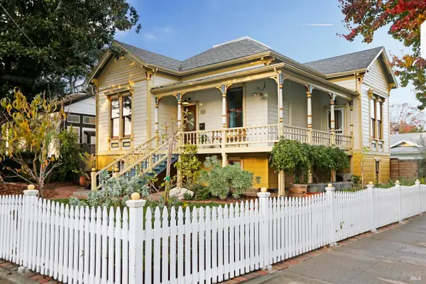 523 6th Street, Petaluma, CA 94952