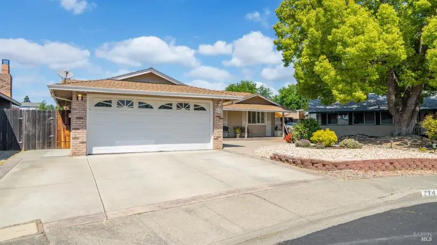 214 Arrowhead Drive, Vacaville, CA 95687 - Image #3