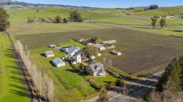 3957 Lakeville Highway, Petaluma, CA 94954