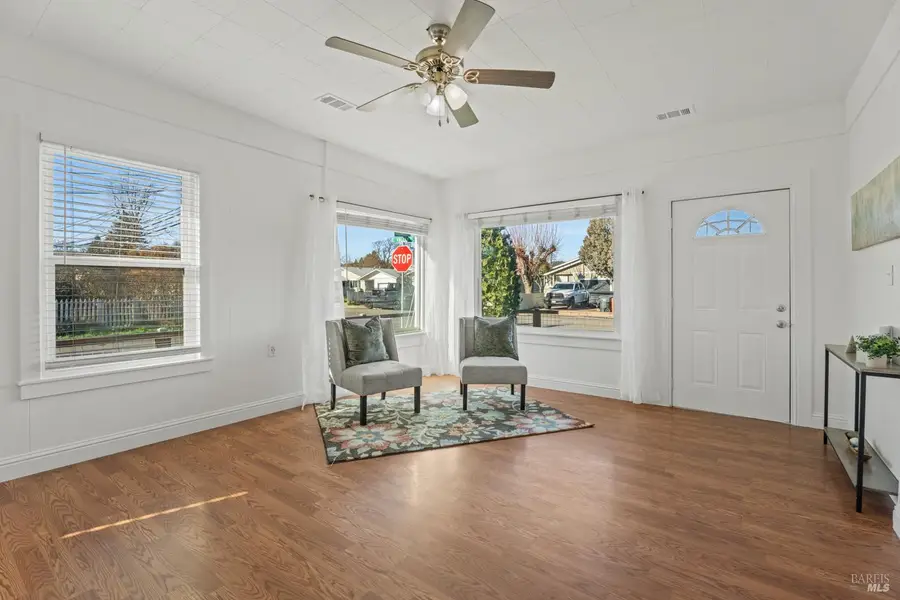 309 E Valley Street, Willits, CA 95490 - Image #2