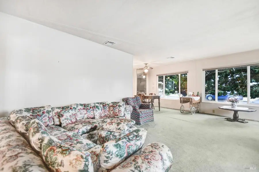 40 Westgate Circle, Santa Rosa, CA 95401 - Image #3