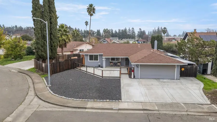 296 Honeysuckle Drive, Fairfield, CA 94533 - Image #2