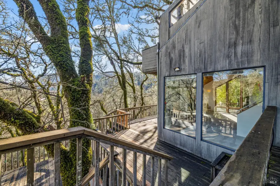 9105 Loch Haven Drive, Santa Rosa, CA 95404 - Image #3