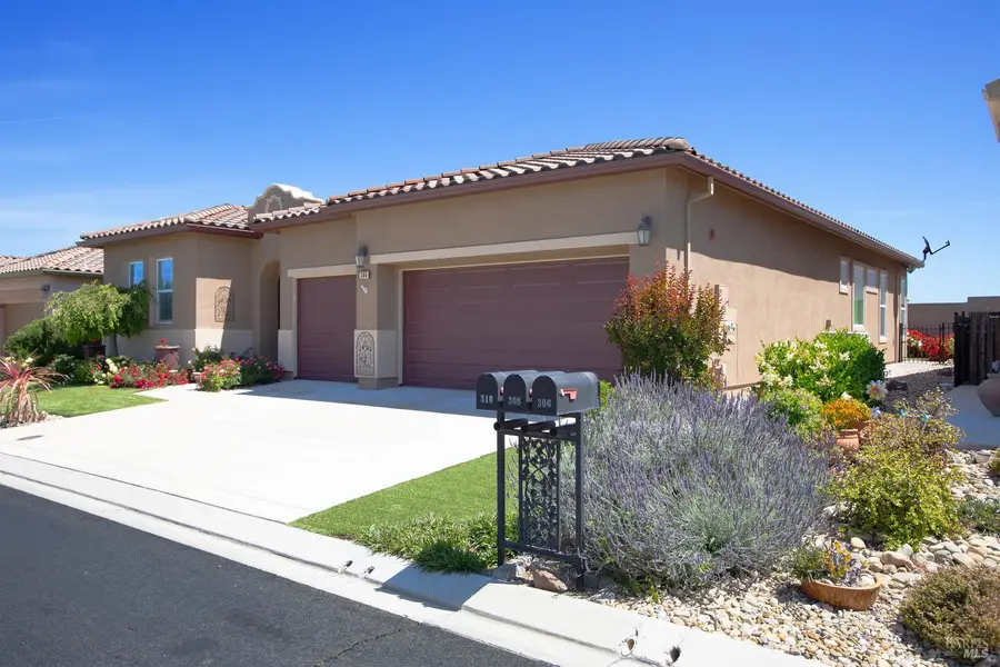 308 American Falls Drive, Rio Vista, CA 94571 - Image #2