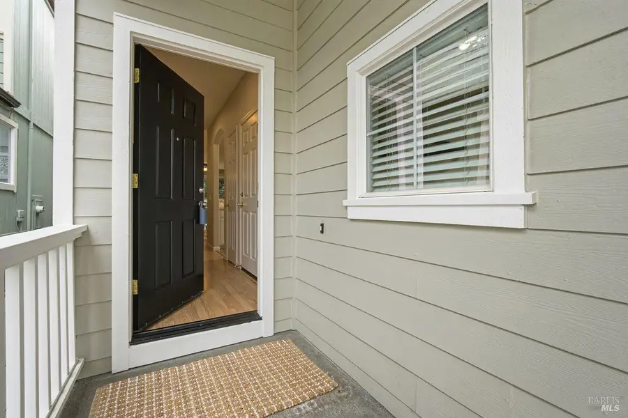 384 Mark West Commons Circle, Santa Rosa, CA 95403 - Image #3