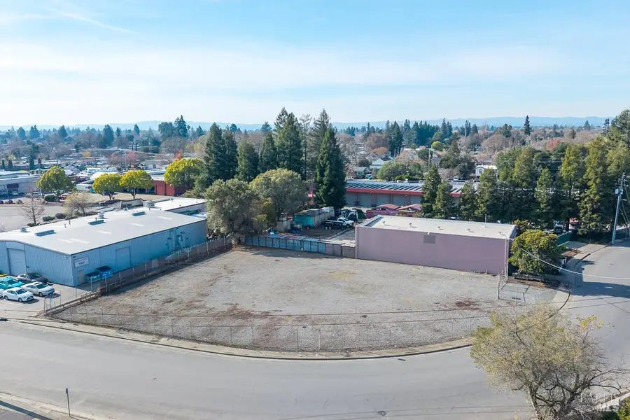 1035 Maxwell Drive, Santa Rosa, CA 95401 - Image #3