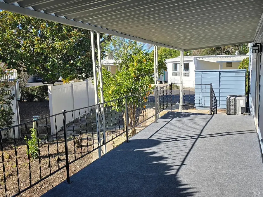 468 Colonial Park Drive, Santa Rosa, CA 95403 - Image #2