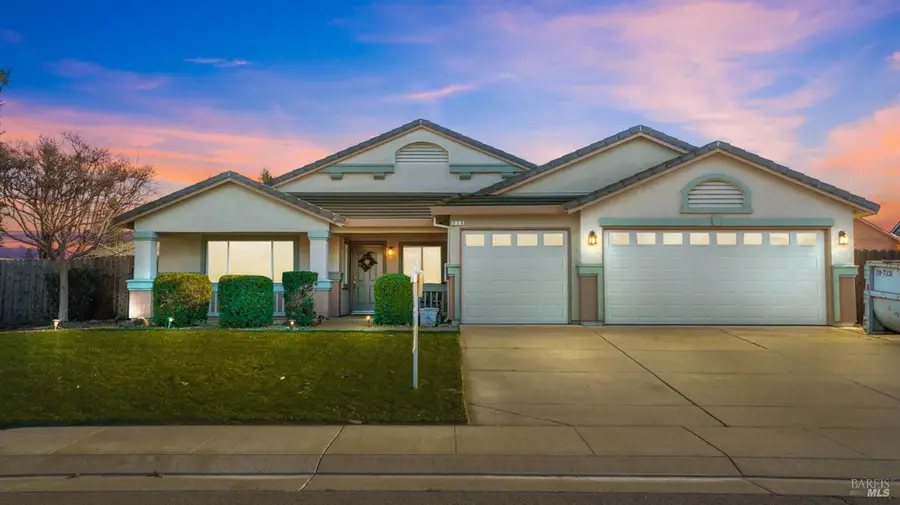 715 Wiegand Way, Dixon, CA 95620 - Image #2