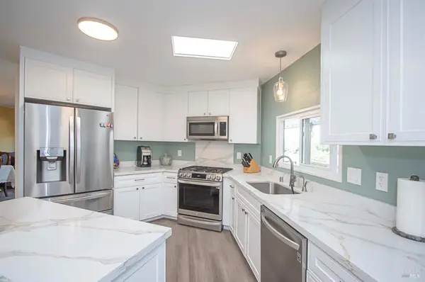 9 Fallen Leaf Way, Novato, CA 94949