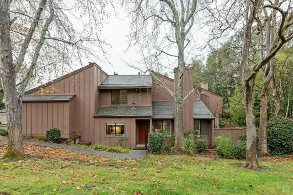 4 Hummingbird Way, Novato, CA 94949