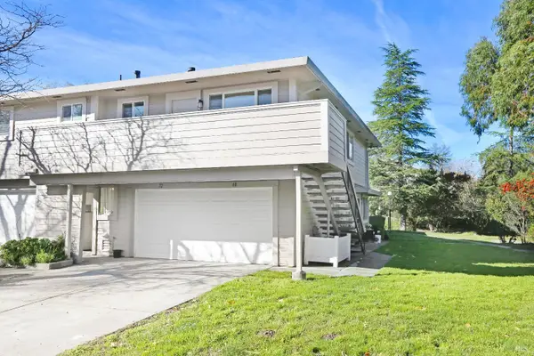 72 Plumas Circle #A, Novato, CA 94947