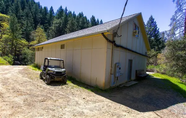 53310 Highway 101 Highway, Laytonville, CA 95454