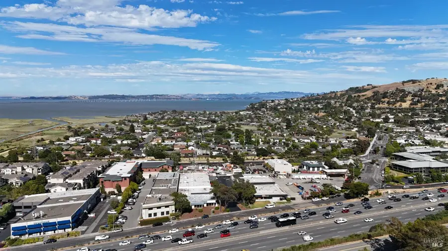 815 Meadowsweet Drive, Corte Madera, CA 94925 - Image #3