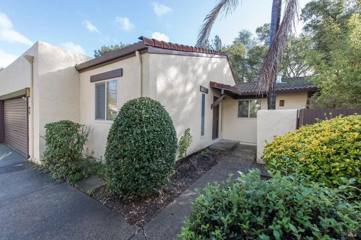 908 Shady Oak Drive, Santa Rosa, CA 95404 - Image #1